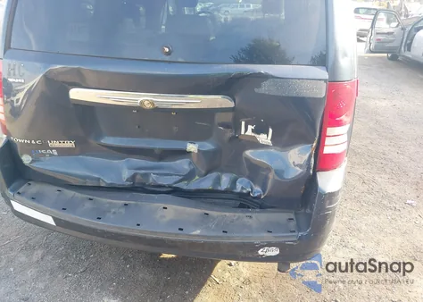 2008 Chrysler Town & Country Touring z USA, uszkodzony, nr VIN 2A8HR54P08R759786